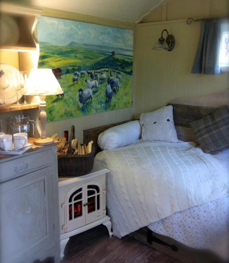 Beech Shepherds Hut Йорк Екстер'єр фото